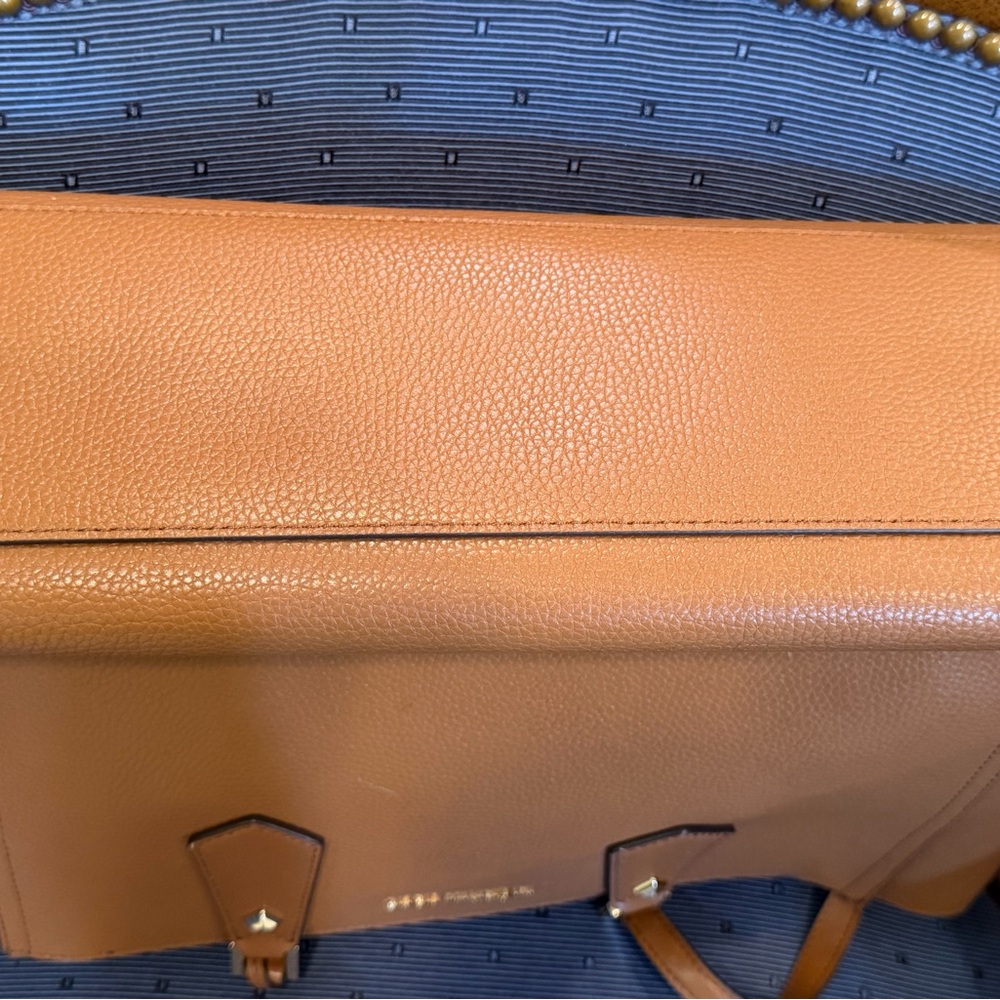 Michael Kors Tan Leather 3-Piece Tote Set - Picture 14 of 15